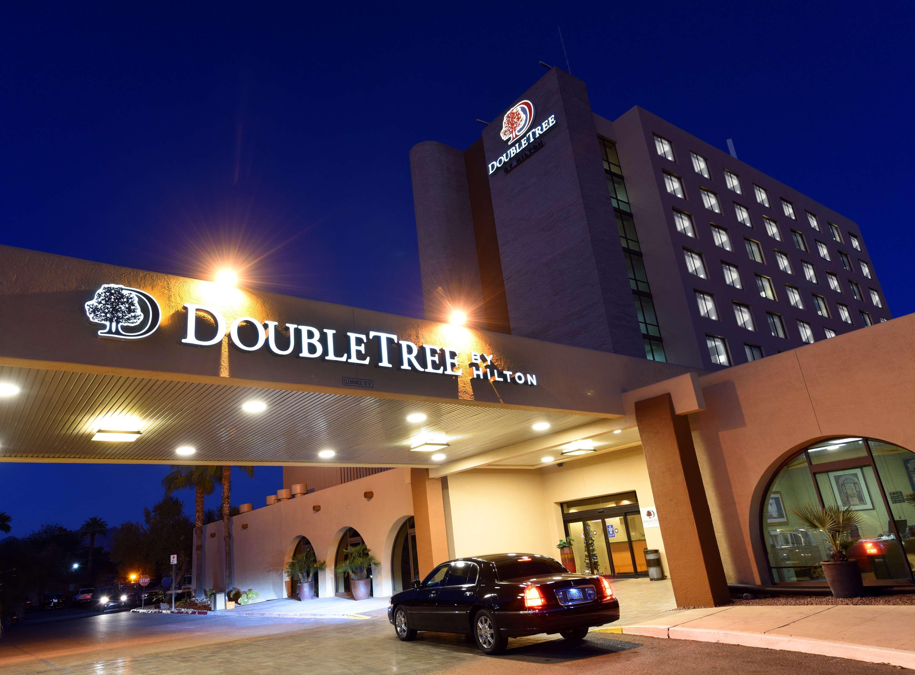 Hotel Doubletree By Hilton Tucson-Reid Park Exterior foto