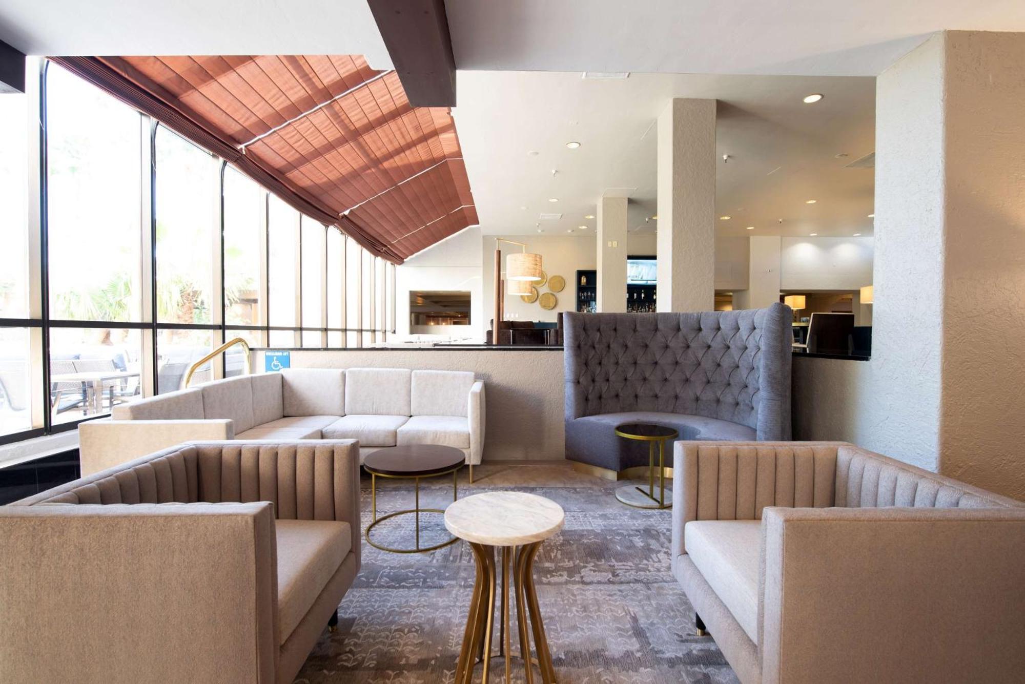 Hotel Doubletree By Hilton Tucson-Reid Park Exterior foto
