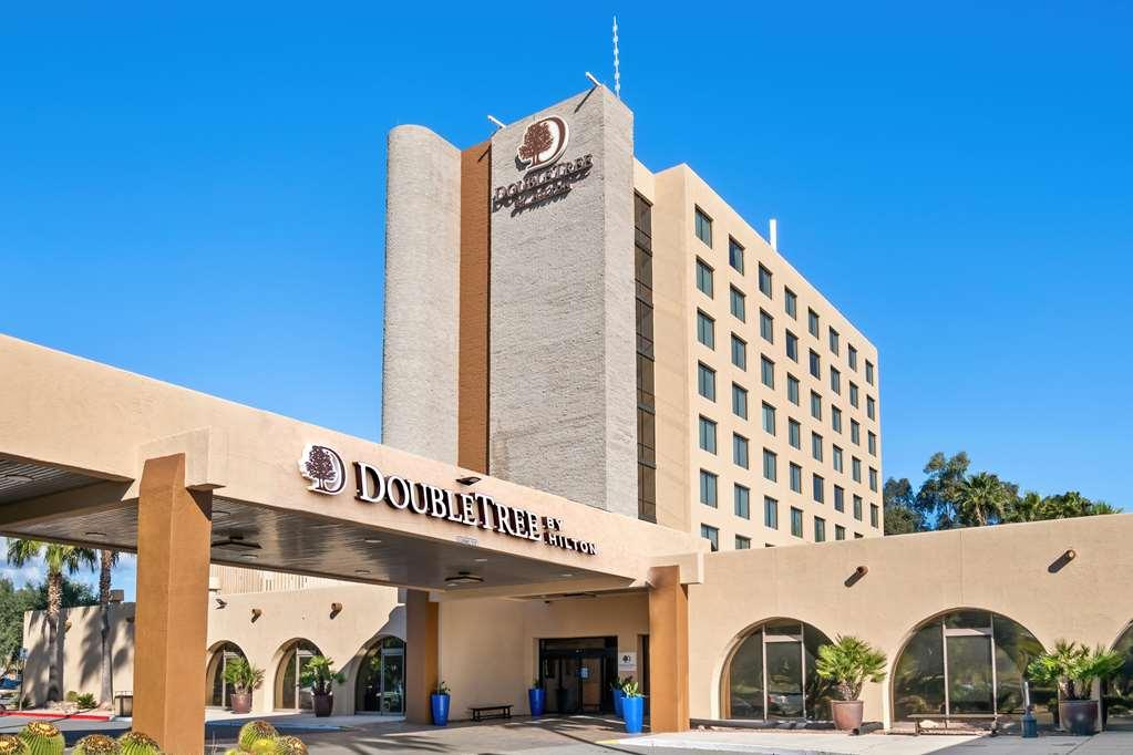 Hotel Doubletree By Hilton Tucson-Reid Park Exterior foto